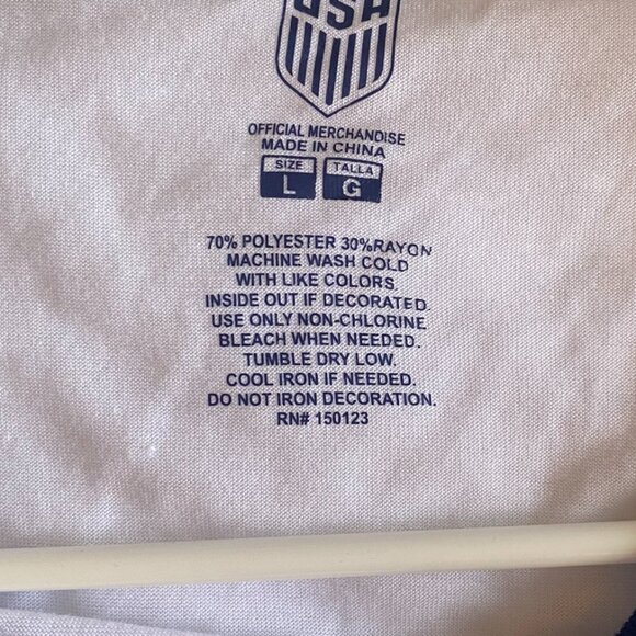 USA Soccer Women's World Cup Fashion T-Shirt NWT size L - Picture 6 of 8